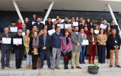 Pequeños agricultores de Tiltil reciben certificación en Producción Limpia